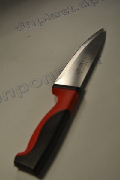 Нож для мяса, ручка красно черная,лезвие 15 см
