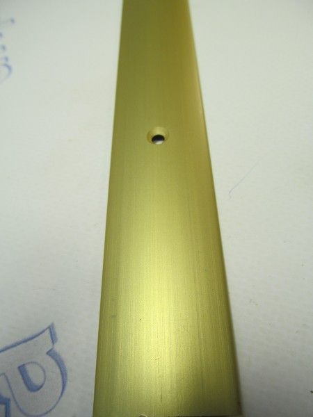 Порожек гладкий 30*5 золото 1,8 м