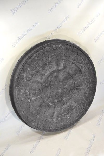 Люк канализационный 1,8т d.крышки 620мм,h-80мм,d. юбки -720мм (полимерпесчанный черный)