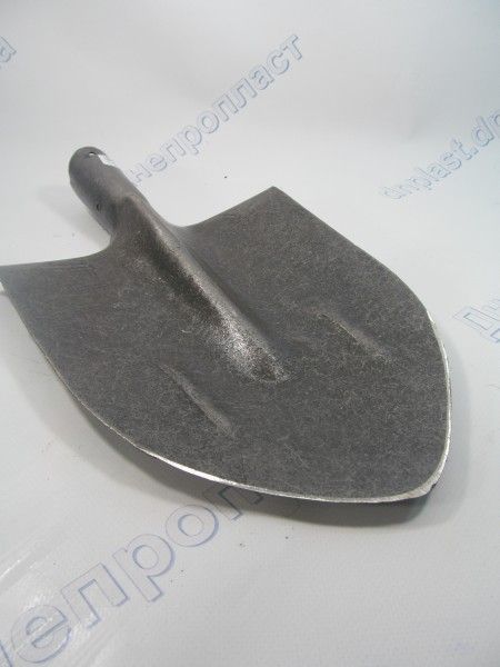 Лопата из рельсовой стали штык острый