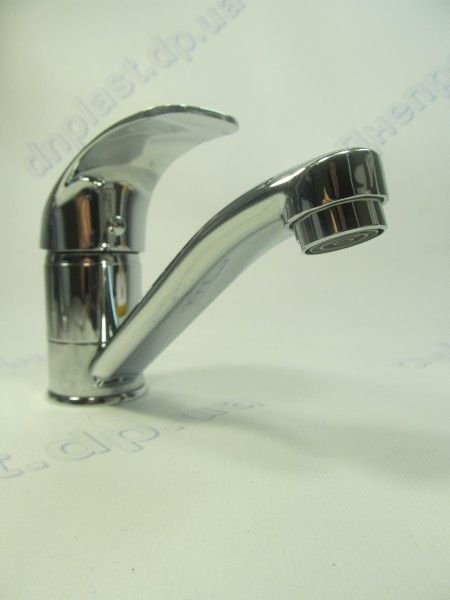 Смеситель  Q-TAP MARS CRM -002m-кухня с поворотным гусаком 15см(катридж-40мм)