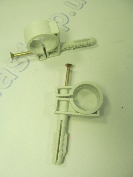 Обойма для гофры и труб D20/22