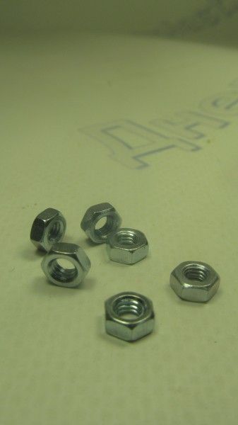 Гайка М4 Гайка М4