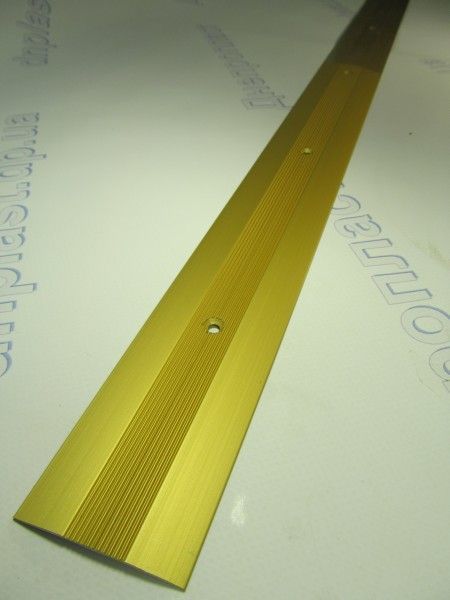 Порожек рифленый  50*4 золото 1,8 м