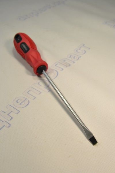 Отвертка плоская 5*125 INTERTOOL