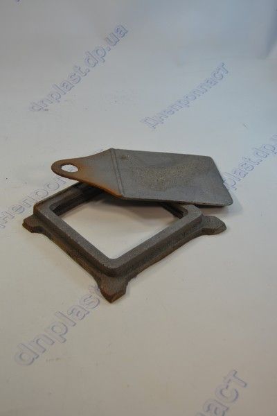 Засов чугунный маленький 17см*17см