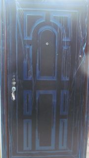 Дверь металлическая  860 см/ 2 замка