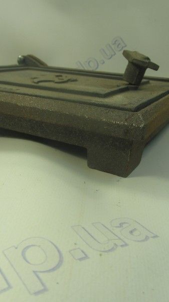 Дверка чугунная топочная огонек 25смх20,5см