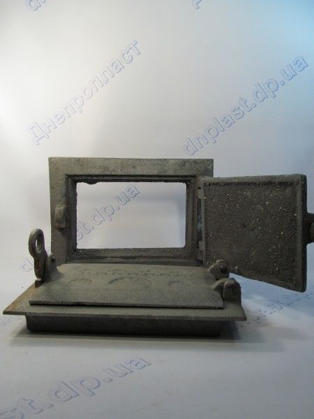 Дверка чугунная поддувная 24см X15см (100910)