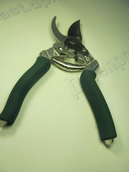 Секатор универсальный (с неопреновыми ручками) 739А-2 ОАЗИС