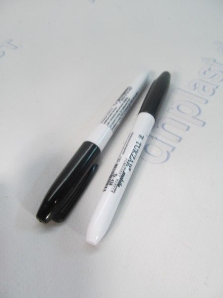 Маркер для CD/DVD, острый перманентный TUKZAR