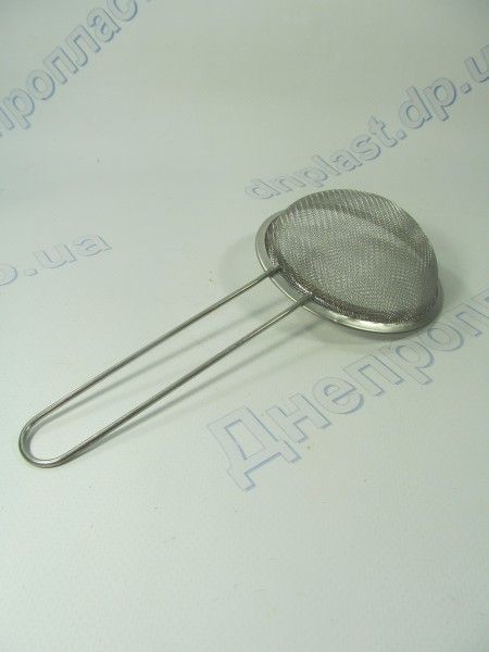 Сито с широкими краями и ручкой d=10см
