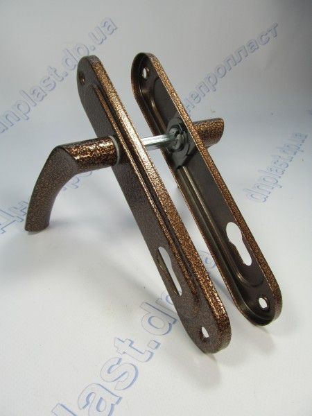 Ручка на планке Арико коричневая