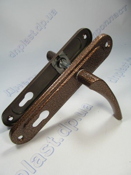 Ручка на планке Арико коричневая