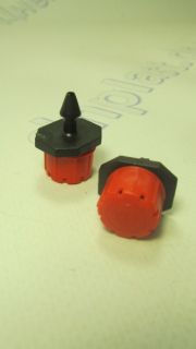 Капельница красная (капельный полив)