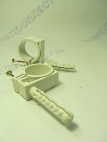 Обойма для гофры и труб D25/27