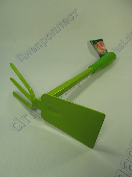 Тяпка - трезубец, прорезиненная рукоятка 