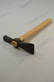 Молоток кирка, ручка дерево