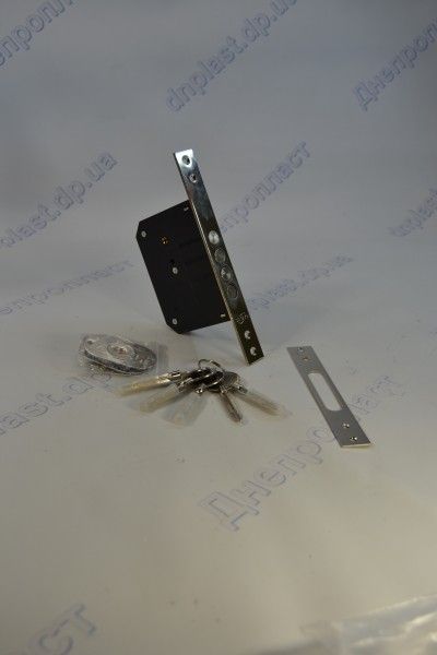 Замок врезной USK 9011-3R