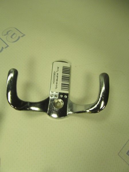 Крючек-вешалка 