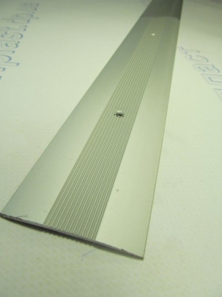 Порожек рифленый  50*4 серебро 1,8 м