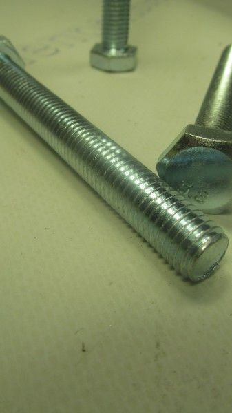 Болт 12*100мм с  шестигранной головкой