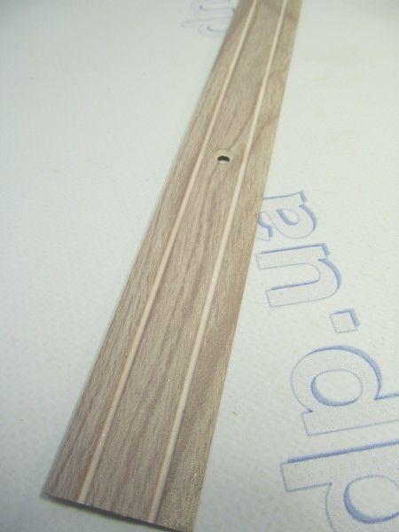 Порожки рифленый 30*3 Дуб белый 0,9м