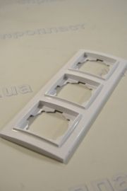 Рамка тройная EH Enzo