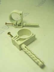 Обойма для гофры и труб D25/27