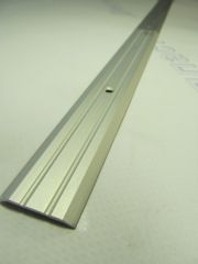 Порожек рифленый  25*3 серебро 0,9 м