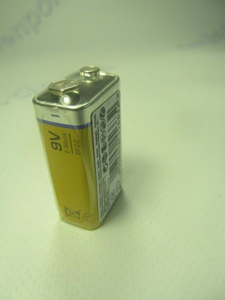 Батарейка VARTA SUPERLIFE 9V (крона) солевая