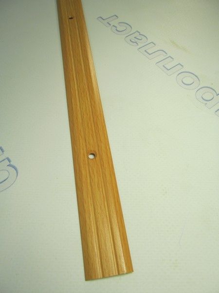 Порожки рифленый 25*3 Бук 0,9 м