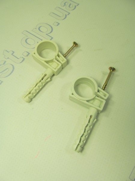 Обойма для гофры и труб D18/20