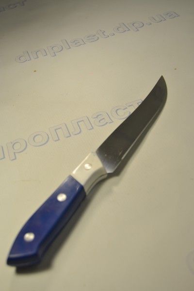 Нож кухонный,ручка бело голубая,лезвие 15 см