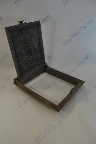 Дверка чугунная топочная крючек 25смх20,5см