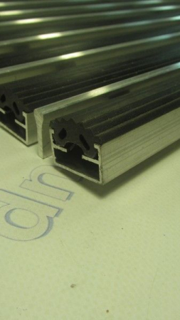 Решетка Сити 600 х 400 (резина+скребок)