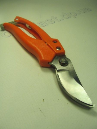 Секатор универсальный  d 15мм/ 200мм, Bradas (КТ-V3)