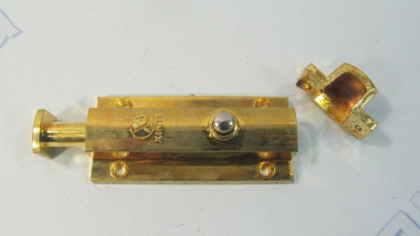 Шпингалет с кнопкой большой