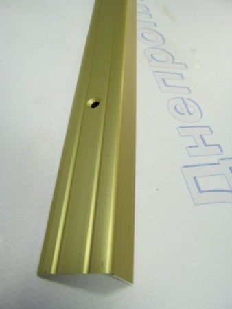 Порожек ступенька  25*20 золото 0,9 м