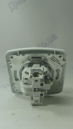 Розетка 1 с заземлением Erste  Classic