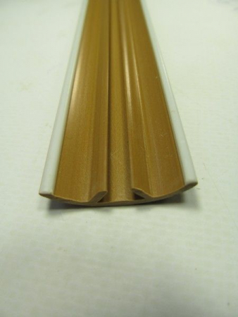 Порожки ПВХ под дерево 32мм (ОРЕХ)   0,9м