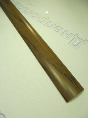 Порожки ПВХ под дерево 32мм (ОРЕХ)   0,9м