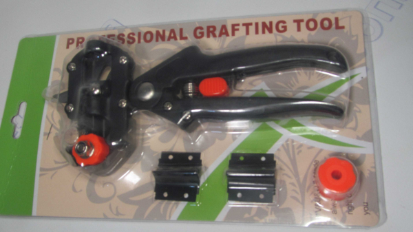 Секатор прививочный GRAFTING TOOL