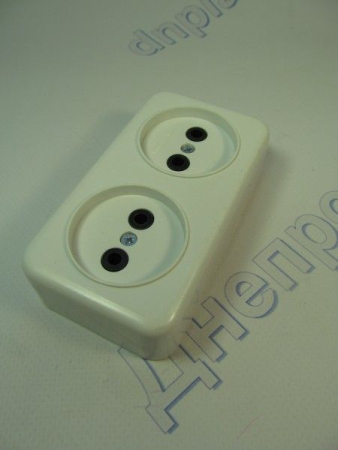 Колодка 2 гнезда (10А)