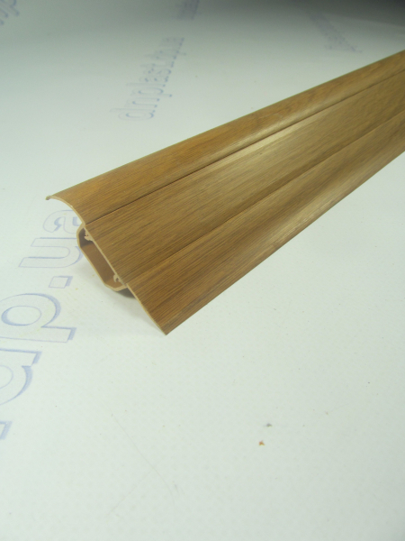 Плинтус пластиковый 2,5м 