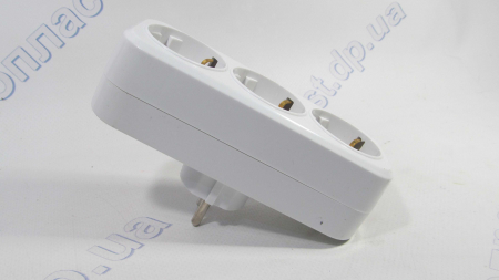 Тройник ПРЯМОЙ 16А с заземлением