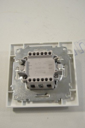 Выключатель 1 белый  EH Enzo