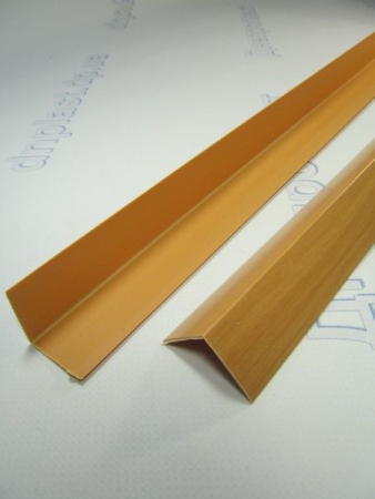 Уголок защитный прямой 30*30 (2,70м) ольха