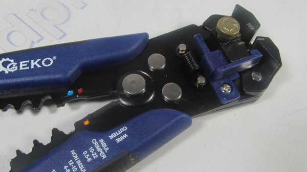 Съемник изоляции 200мм HARTMANN