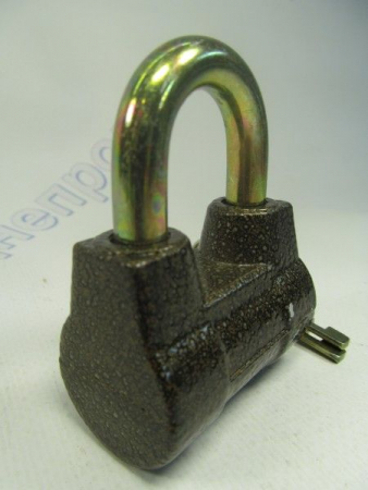 Замок навесной короткая дужка 